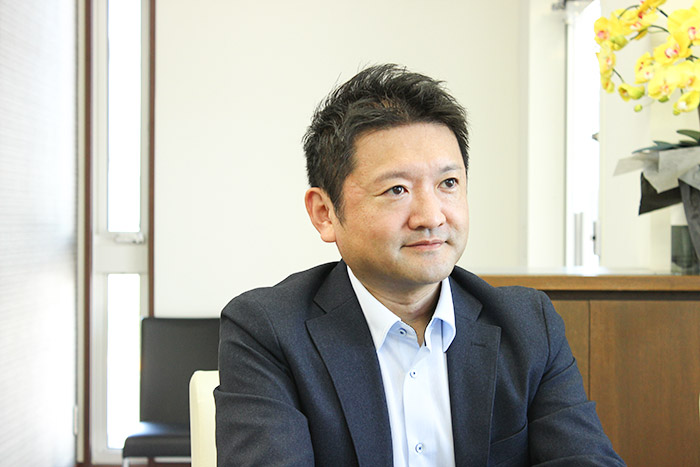 代表者 税理士・行政書士 梅林 登